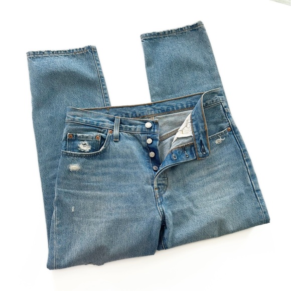 Levi’s 501 Cropped Jean Athens Break Womens Size 29 Button Fly High Rise - Picture 4 of 6